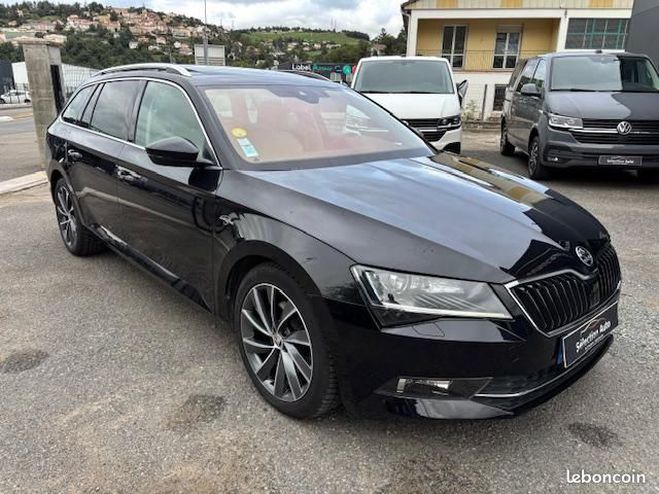 Skoda Superb combi 4x4 2.0 tdi 190 dsg laurin&klement Noir de 2019