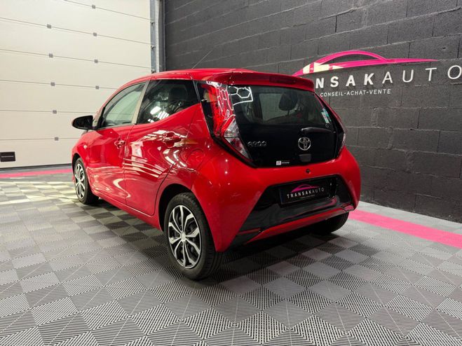 Toyota Aygo PRO MC18 1.0 VVT-i x-play Rouge de 2019