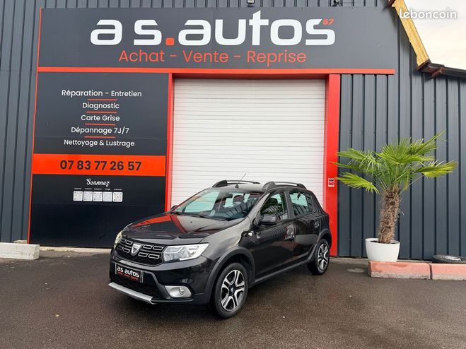 Cliquer pour voir la photo suivante Dacia Sandero Stepway ECO-G phase 2 A.0 12V GPL 100 CV Noir de 2020