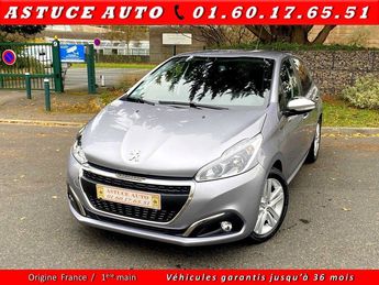  Voir détails -Peugeot 208 1.2 PURETECH 82CH E6.2 EVAP SIGNATURE 5P à Croissy-Beaubourg (77)