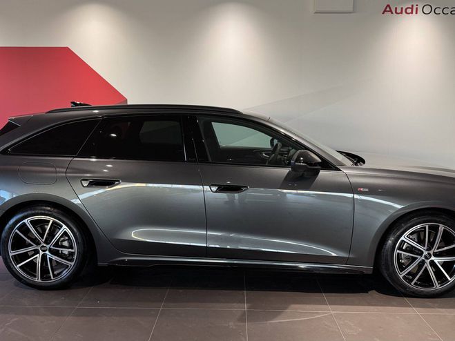 Audi A5 AVANT TDI Hybride 204 ch S tronic 7 S li Gris de 2024