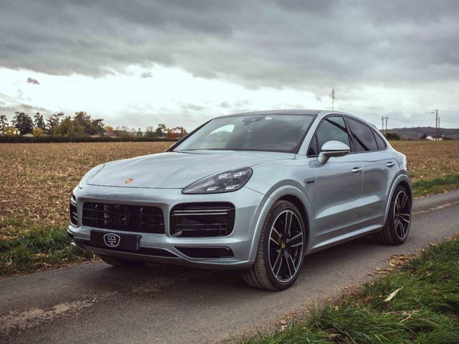 Cliquer pour voir la photo suivante Porsche Cayenne III COUPE 4.0 V8 E-HYBRID 680 ch TURBO S Gris Dolomite métallisé de 2023