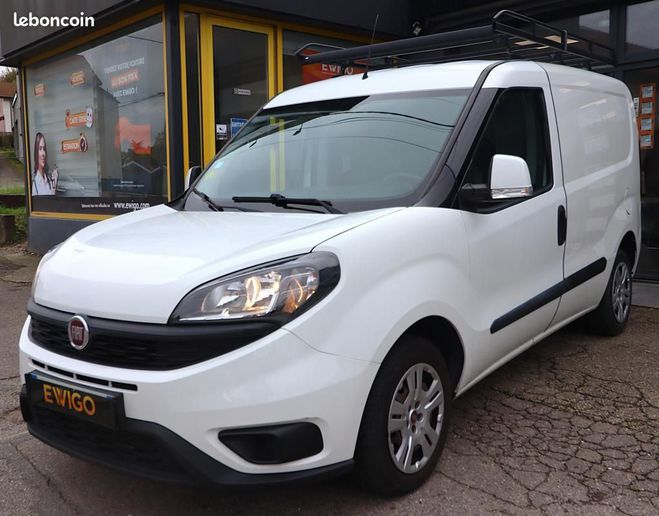 Fiat Doblo VU FOURGON CARGO 1.3 MJT 95 CH PACK PROF Blanc de 2019