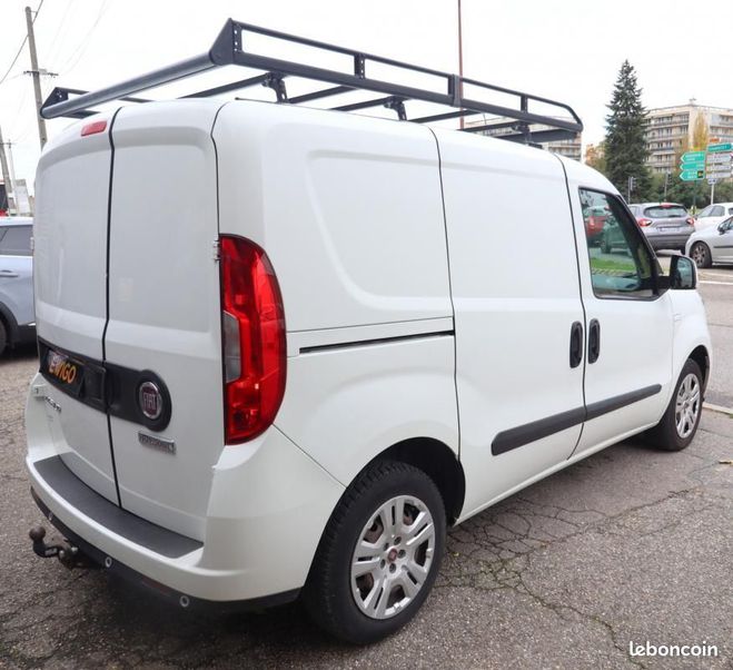 Fiat Doblo VU FOURGON CARGO 1.3 MJT 95 CH PACK PROF Blanc de 2019