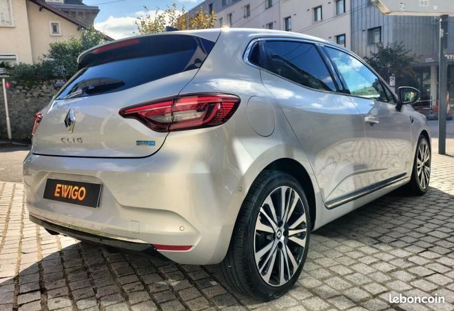 Renault Clio 1.6 E-TECH 140H 90 HYBRID FULL-HYBRID IN Gris de 2022