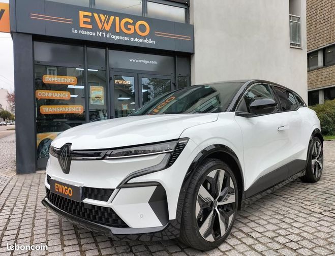 Cliquer pour voir la photo suivante Renault Megane EV60 E-TECH ELECTRIC 220 75PPM 60KWH SUP Blanc de 2022