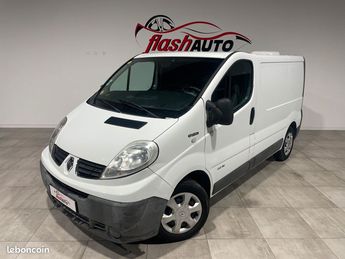  Voir détails -Renault Trafic II PHASE 2 L1H1 DCi 115cv-2009 à Gerzat (63)