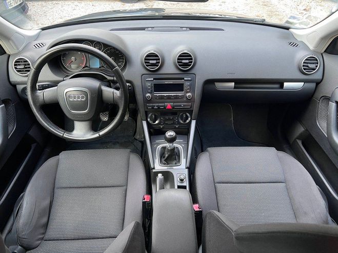 Audi A3 Sportback 1.9 TDi 105cv Ambiente 2me Ma Noir de 2007