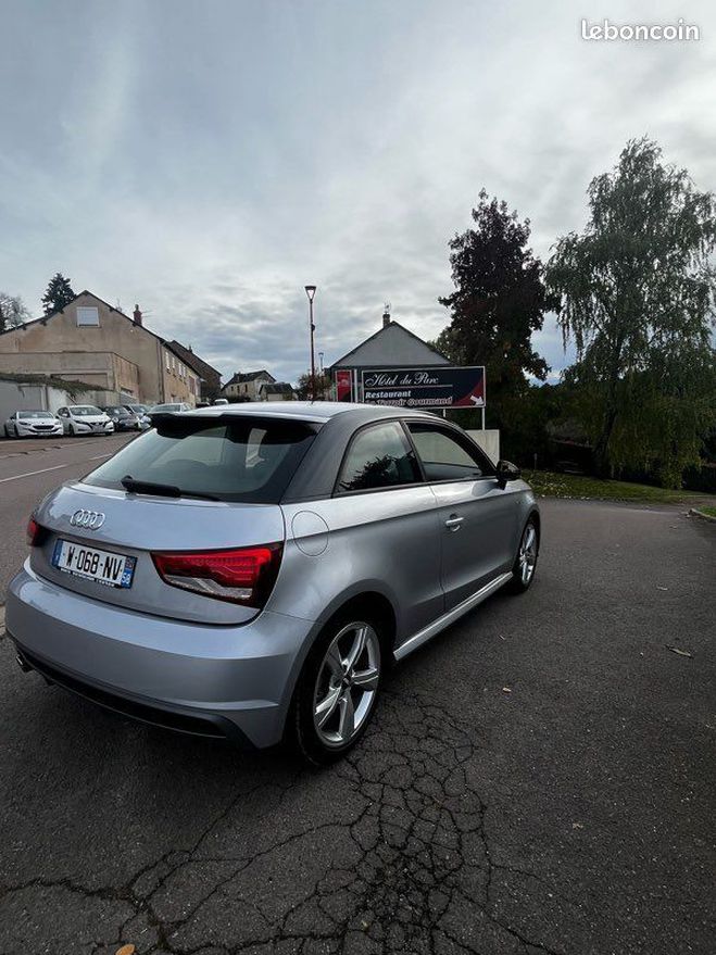 Audi A1 1.4 TDI 90 cv S LINE Gris de 2018
