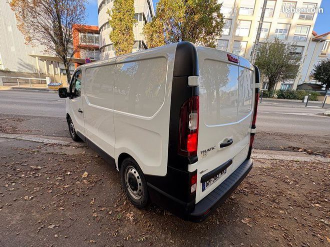 Renault Trafic 2.0 Dci 2023 tat irrprochable Blanc de 2023