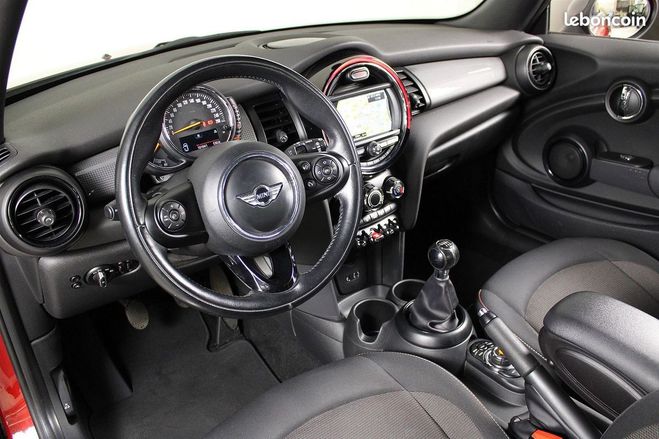 Mini One III (F56) 1.5 136 COOPER Rouge de 2016