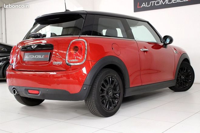 Mini One III (F56) 1.5 136 COOPER Rouge de 2016