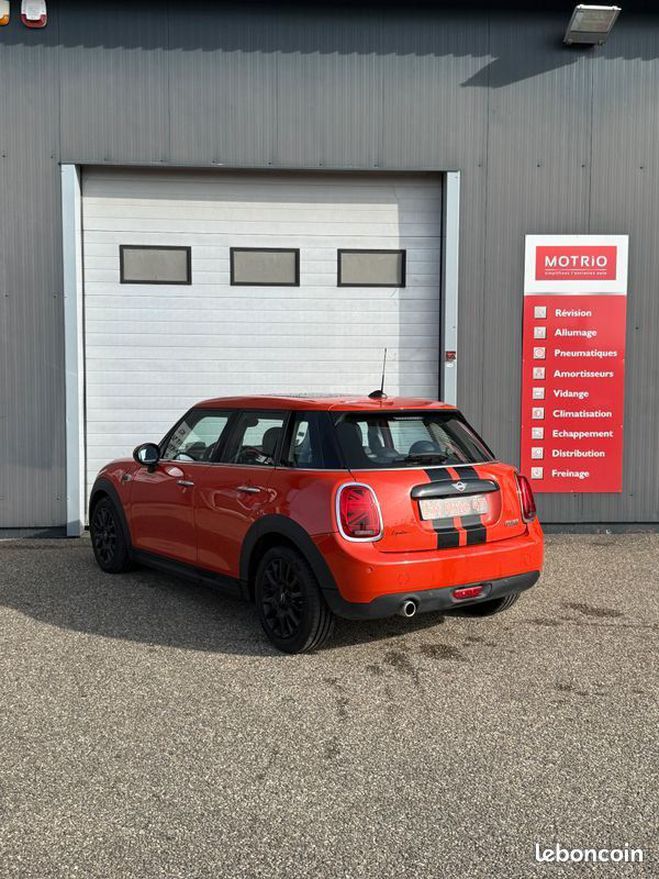 Mini Cooper 136 heddon street Orange de 2019
