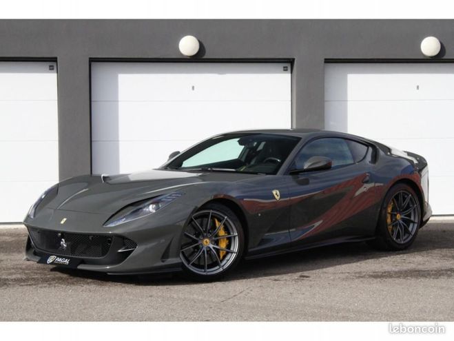 Cliquer pour voir la photo suivante Ferrari 812 Superfast | GRIGIO SCURO CARBONE LIFT CAMERA MALUS Gris de 2019