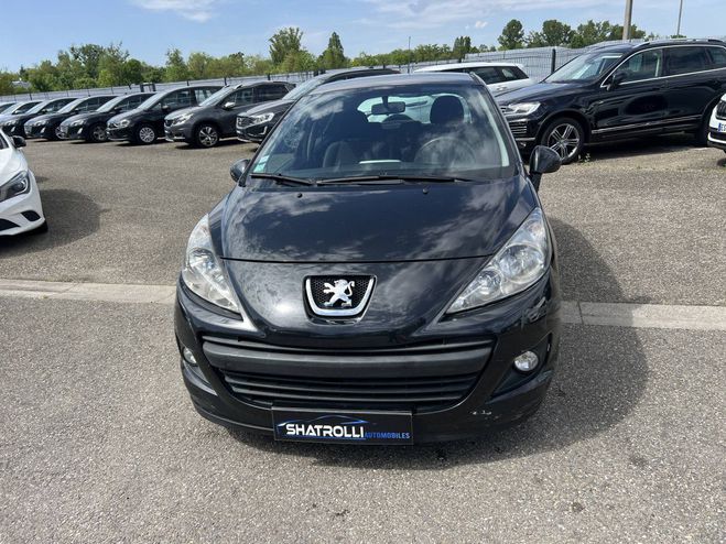 Peugeot 207 1.4 HDi 70ch 4cv 5Portes 5Places Clim CT NOIR de 2010