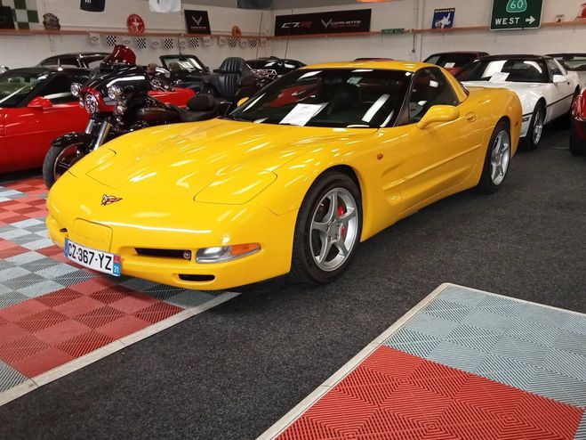 Chevrolet Corvette C5 coupe 2002 Millenium Yellow.  de 2002