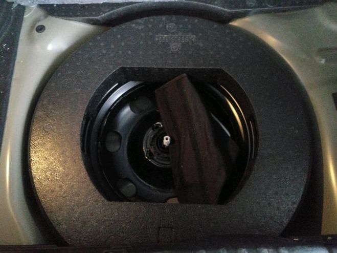 Citroen C3 III (2) 1,2 PURETECH 83 S&S FEEL BUSINES Noir de 2021