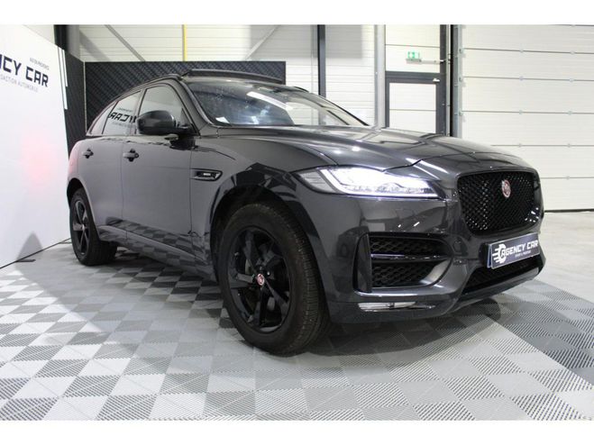 Jaguar F Pace 2.0 - 300 - BVA - Stop/Start - AWD R-Spo NOIR de 2019
