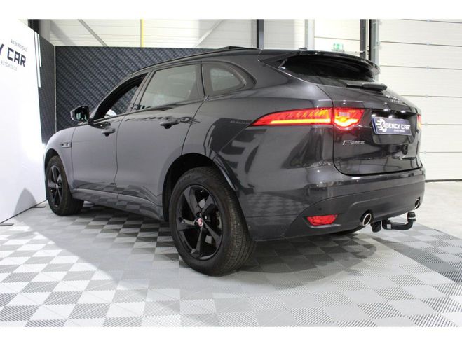 Jaguar F Pace 2.0 - 300 - BVA - Stop/Start - AWD R-Spo NOIR de 2019