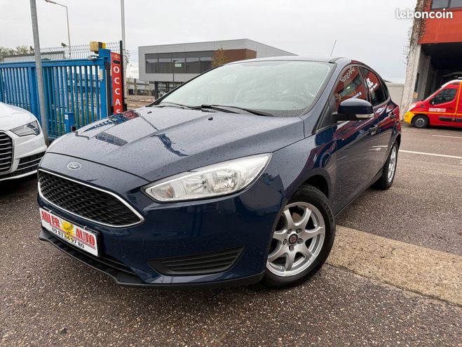 Ford Focus 1.6 Ti-VCT 85ch Trend 1re MAIN Bleu de 2016