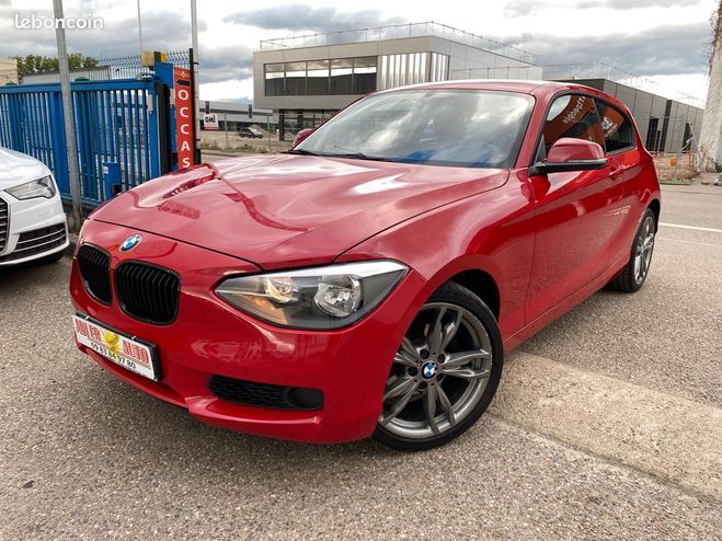 BMW Serie 1 (F20) Phase1 116i 136ch Lounge Plus 6 VI Bordeaux de 2015
