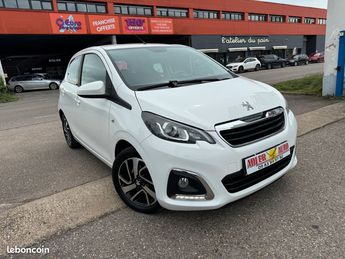  Voir détails -Peugeot 108 1.2i 82 CH ALLURE 5P à Colmar (68)