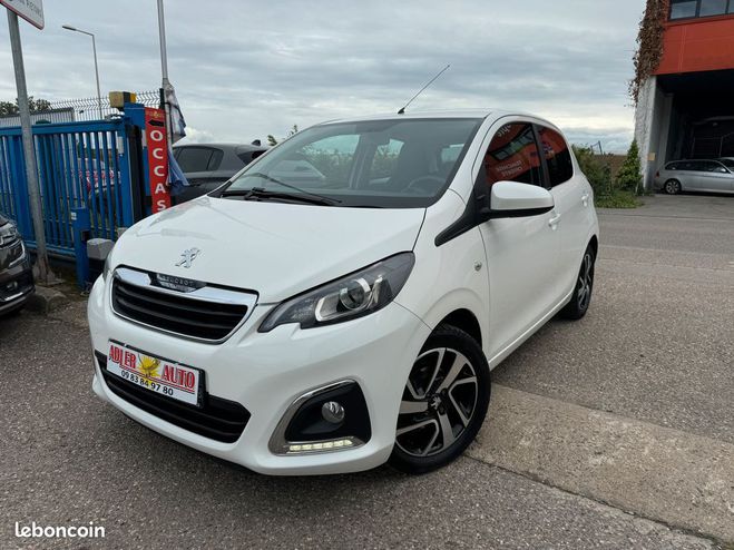 Peugeot 108 1.2i 82 CH ALLURE 5P Blanc de 2014