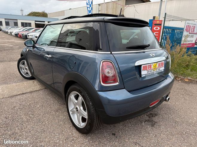Mini Cooper II R56 1.6i 122ch Boite-automatique Bleu de 2010