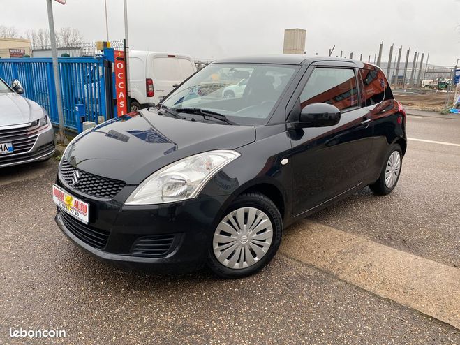 Suzuki Swift III 1.2 VVT 94 CH GLX Noir de 2012
