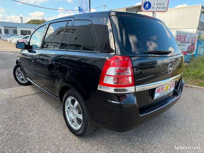 Opel Zafira 1.8 16v Magnetic 140 7 Place Noir de 2010