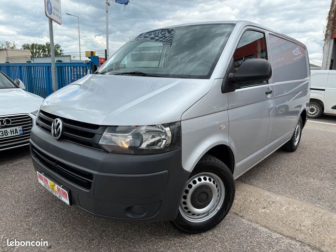 Volkswagen Transporter T5 Phase (2) 2.0 TDI 102 Pack Confort 3  Gris de 2011