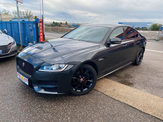 Jaguar XF II 2.0 D 180 CH R-SPORT AWD BVA8 4 ROUE  Noir de 2018
