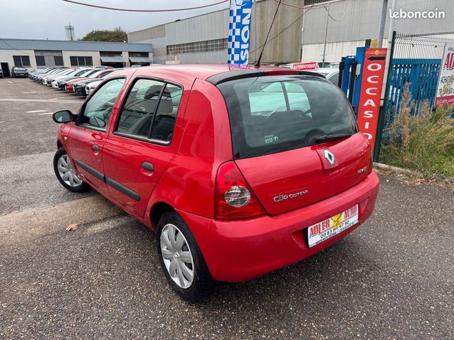 Renault Clio II (2) CAMPUS 1.2 60cv AUTHENTIQUE 5P Rouge de 2007