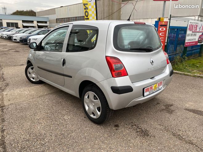 Renault Twingo II 1.2i 60 CH HELIOS Gris de 2008