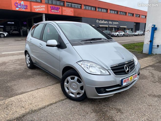 Cliquer pour voir la photo suivante Mercedes Classe A II (2) 150 95 CH CLASSIC CONTACT 5P Gris de 2009