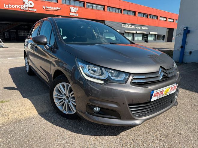 Cliquer pour voir la photo suivante Citroen C4 II (B7) 1.2 THP EAT6 S&S Millenium Busin Gris de 2017