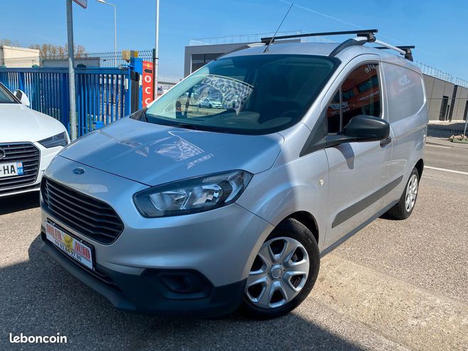 Ford Transit COURIER 1.5 TDCI 100 CH TREND BV6 1re M Gris de 2019