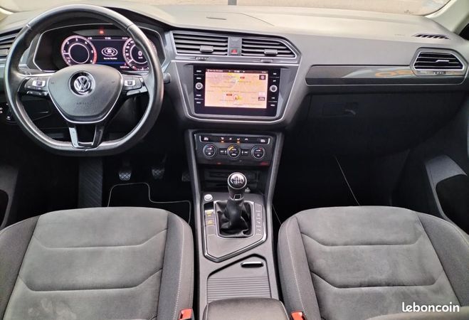 Volkswagen Tiguan 2.0 TDI 150 CARAT Toit Pano Apple-Carpla Bleu de 2019
