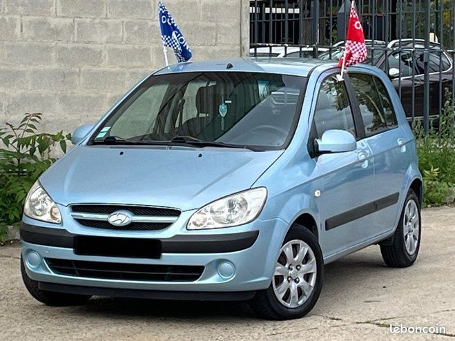 Cliquer pour voir la photo suivante Hyundai Getz 5 portes 1.5 CRDi 88CV Année 03-2006 143 Bleu de 2006