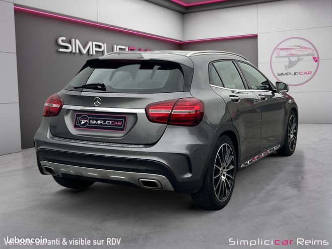 Mercedes Classe GLA Classe 220d 7-G DCT 4Matic WhiteArt Edit Gris de 2017