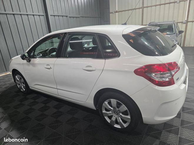 Citroen C4 II 1.6 e-HDi 115 FAP Millenium Blanc de 2013
