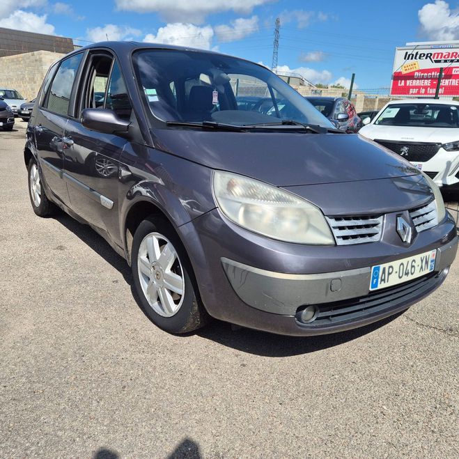 Renault Scenic II 1.9 DCI 125 CONFORT DYNAMIQUE Violet de 2005