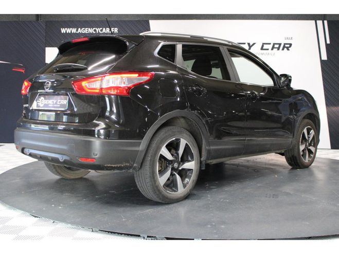 Nissan Qashqai 1.6 dCi 130 Connect 1re main Suivi comp NOIR de 2016