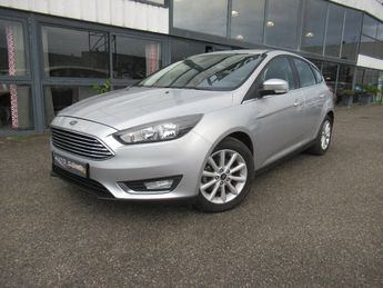  Voir détails -Ford Focus 1.5 TDCi 120 SetS Black à Aubire (63)