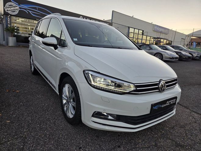 Cliquer pour voir la photo suivante Volkswagen Touran 2.0 TDI 190CH BLUEMOTION TECHNOLOGY FAP Blanc de 2017