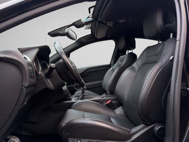 Citroen DS4 1.6 THP 200CH SPORT CHIC Noir de 2011