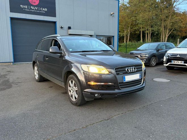 Audi Q7 QUATTRO AVUS 4.2 V8 TDI V326 CH BVA Tipt GRIS FONCE de 2007