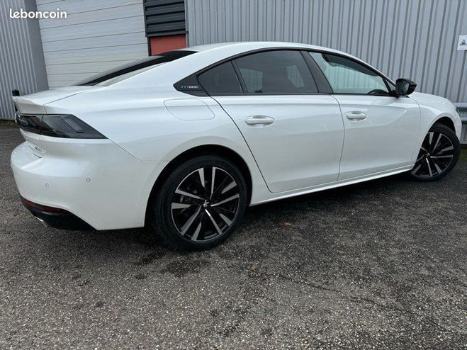 Peugeot 508 II 1.6 HYBRID RECHARGEABLE 225 GT PACK E Blanc de 2022