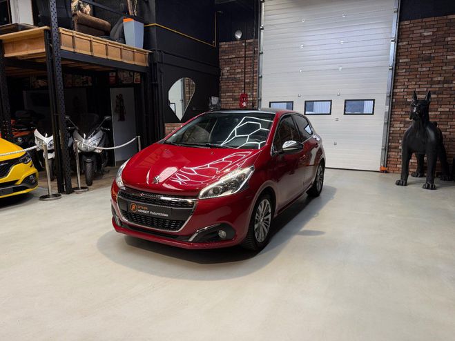 Peugeot 208 ALLURE 1.2 PureTech 82 cv BVM5 - CARPLAY Rouge de 2017