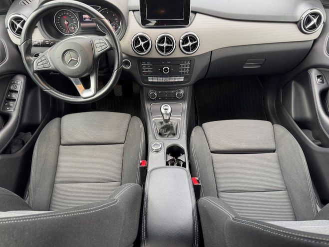 Mercedes Classe B 200 d Inspiration Gris de 2016